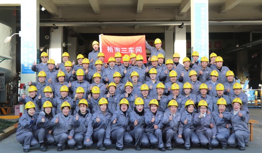 1619779440354583jR6a.jpg 全家福(1).jpg